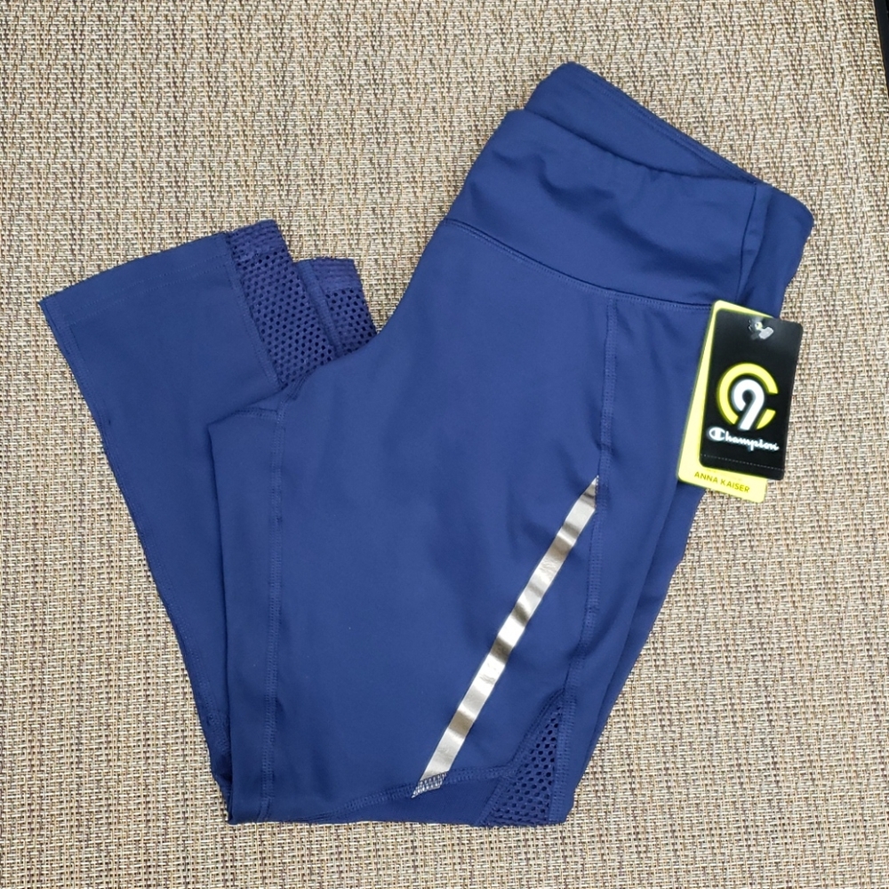 Champion | Colab with Anna Kaiser athletic capri pants | S